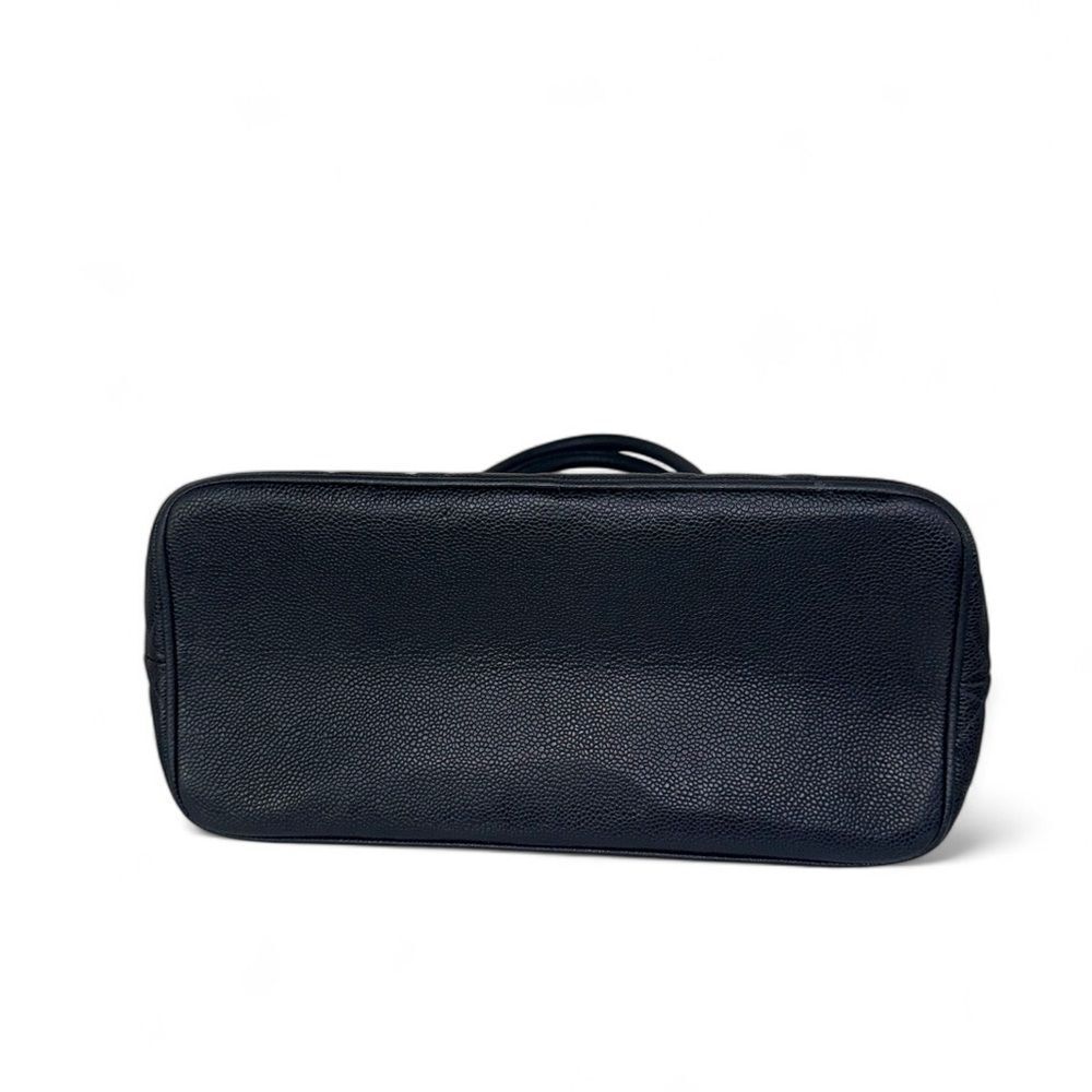 CHANEL Black Vintage CC Logo Caviar Leather Quilted Medallion Tote Bag - Picture 7 of 16